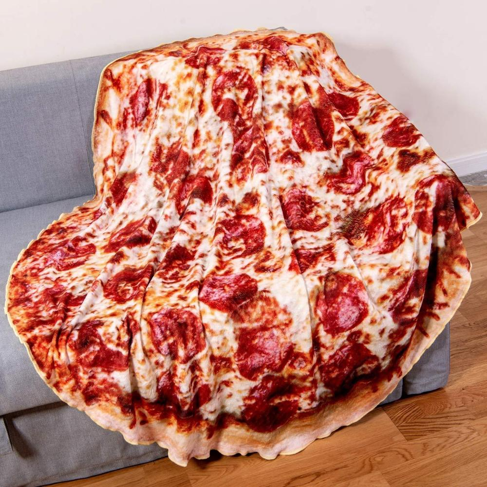 Soft Pizza Blanket – Basic Outline Interiors